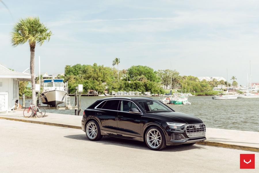  Audi Q8 50 TDI Quattro on Vossen Wheels (HF-3) 2019 года  (фото 1 из 13)